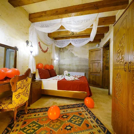 Balloon Cave Goreme