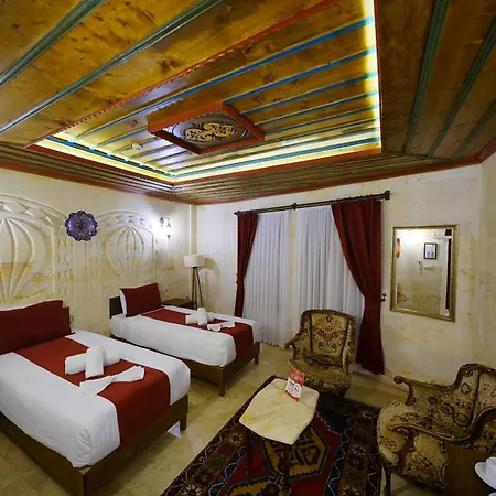 Balloon Cave Hotel Göreme