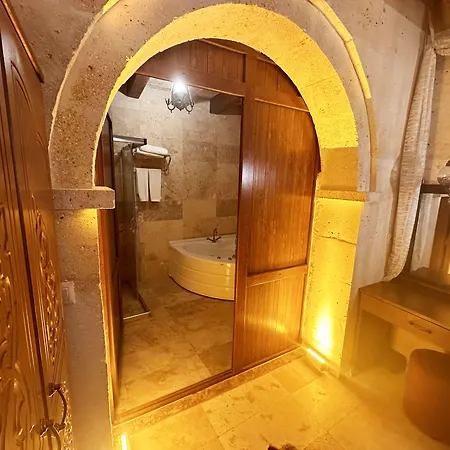 Cappadocia Balloon Cave 4*