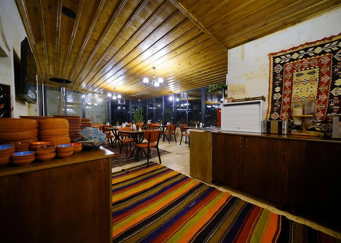 Balloon Cave מלון 4*