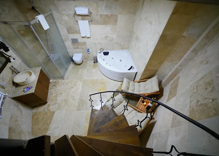 Balloon Cave מלון 4*