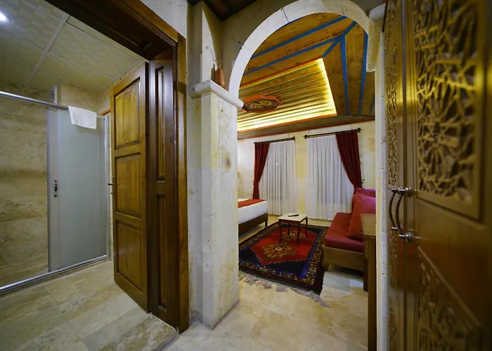 Balloon Cave 4* גורמה