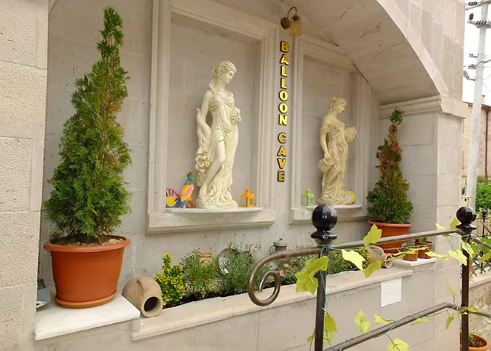 Balloon Cave מלון